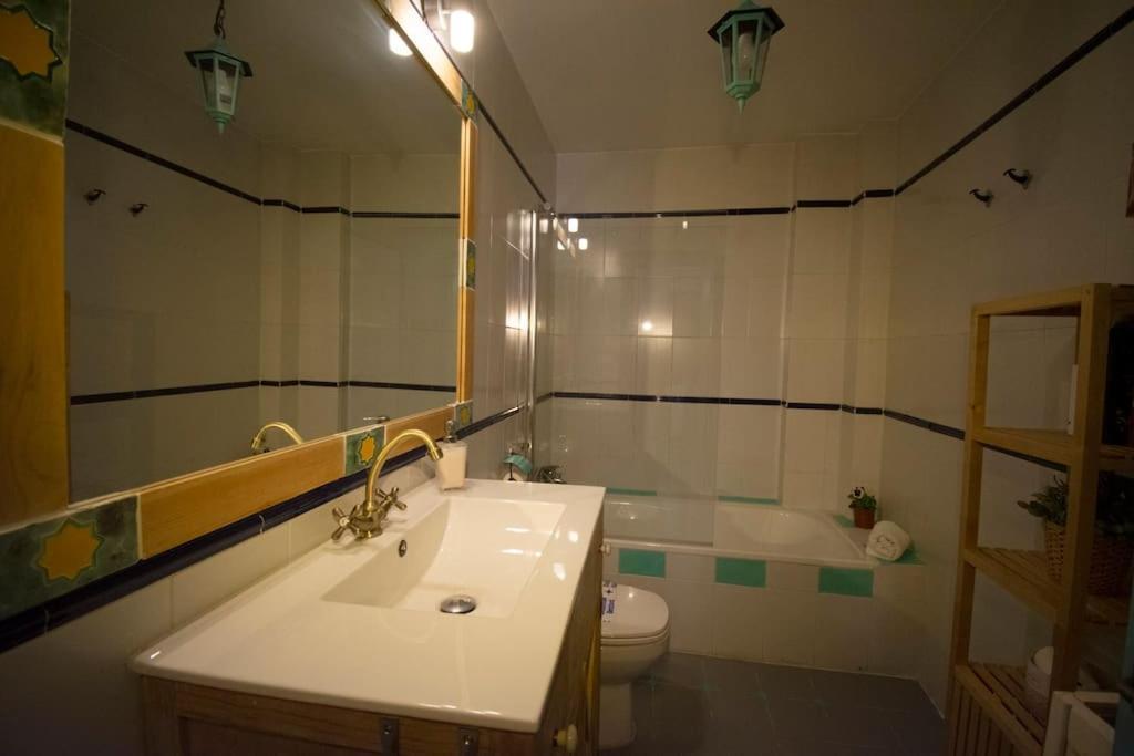 شقة Mirador Alhambra - 2 Private Terraces - Wifi - غرناطة المظهر الخارجي الصورة